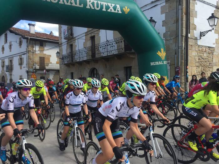 Emakumeen Nafarroako Klasikoa Sakanatik pasako da gaur Uharte arakil